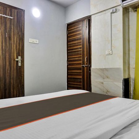 Collection O Baner Executive Stays プネ エクステリア 写真