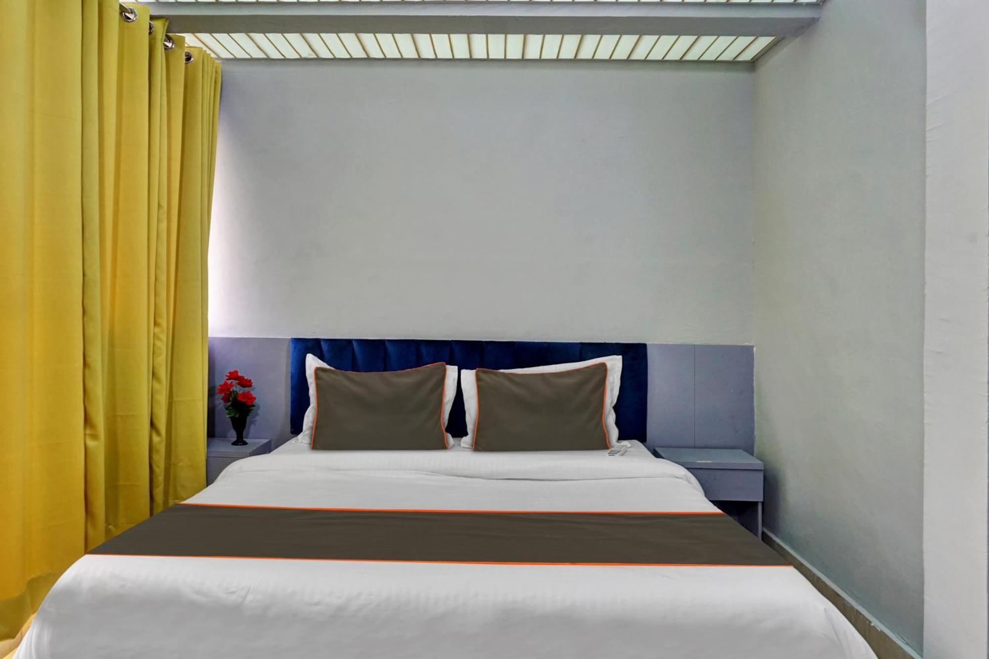 Collection O Baner Executive Stays プネ エクステリア 写真